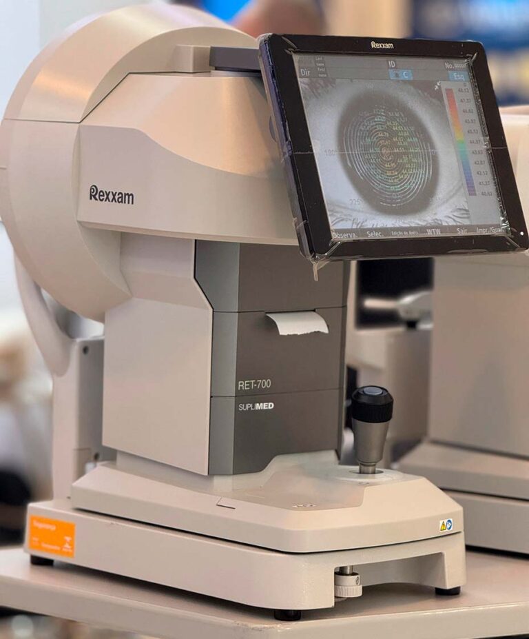 RET-700, Topógrafo com Auto Refrator, da marca REXXAM